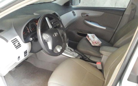 Selling Toyota Altis 2012 Automatic Gasoline in Las Piñas-2