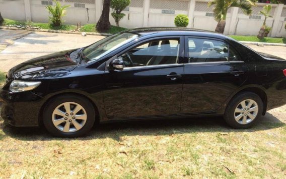 Used Toyota Altis 2013 Automatic Gasoline for sale in Quezon City-6