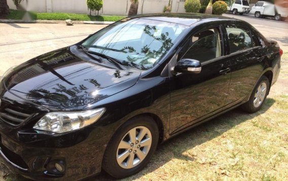 Used Toyota Altis 2013 Automatic Gasoline for sale in Quezon City-4