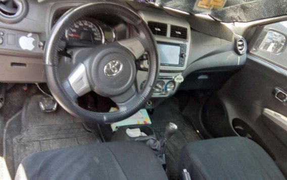 Selling Used 2016 Toyota Wigo in Manila-2