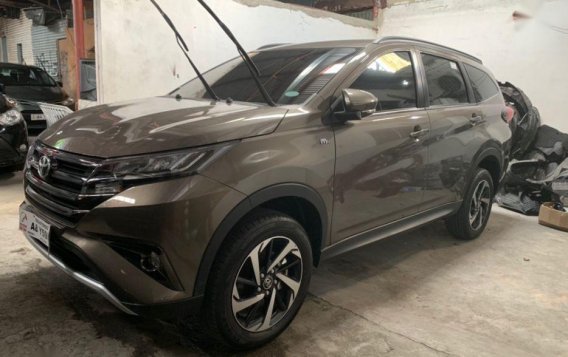 Selling Toyota Rush 2019 Automatic Gasoline in Quezon City-2