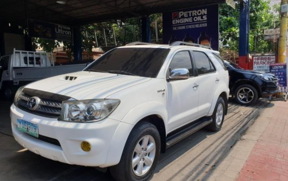 Selling 2nd Hand Toyota Fortuner 2010 Automatic Diesel at 90000 km in Cebu City-5