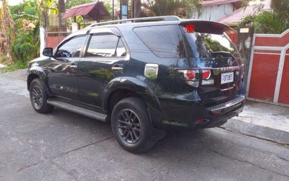Selling Toyota Fortuner 2015 Automatic Diesel in Gumaca-3