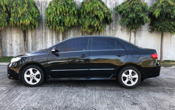 2nd Hand Toyota Altis 2012 Automatic Gasoline for sale in Cebu City-2