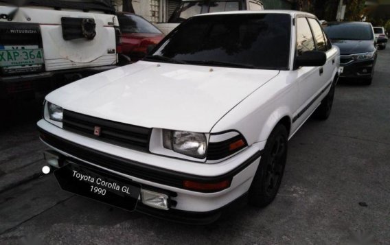 Selling 2nd Hand Toyota Corolla 1990 in Quezon City