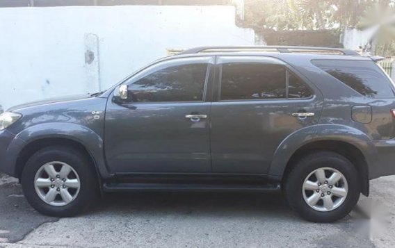 Toyota Fortuner 2011 Automatic Diesel for sale in Parañaque-2