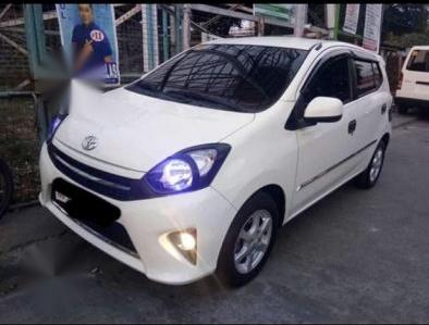 Selling Toyota Wigo 2017 Manual Gasoline in Manila