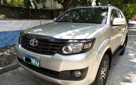 Toyota Fortuner 2014 Automatic Gasoline for sale in Makati-3