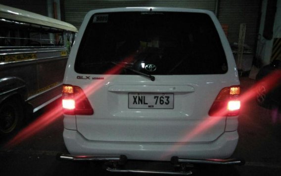Selling Used Toyota Revo 2004 in Mandaluyong-2