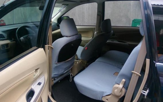 Selling Black Toyota Avanza 2013 Van at Automatic Gasoline -4