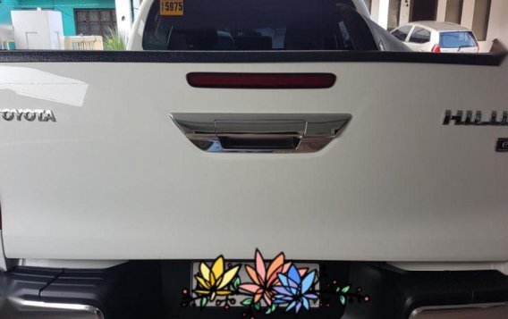 Toyota Hilux 2016 Manual Diesel for sale in Pasig-2