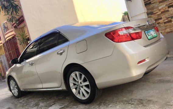 Selling Used Toyota Camry 2013 in Quezon City-2