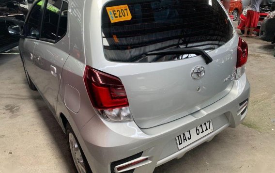 Selling Used Toyota Wigo 2019 at 10000 km in Quezon City-3