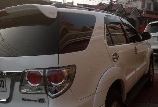 2nd Hand Toyota Fortuner 2014 for sale in Quezon City-7