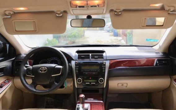 Selling Used Toyota Camry 2013 in Quezon City-11