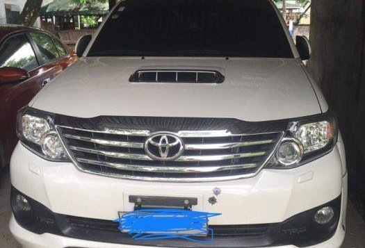 Toyota Fortuner 2015 Automatic Diesel for sale in Manila-2