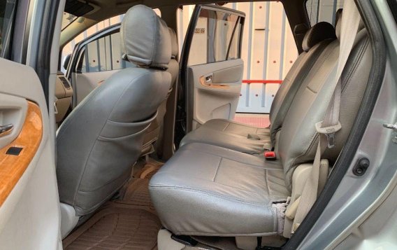 Selling Toyota Innova 2010 at 60000 km in Manila-7