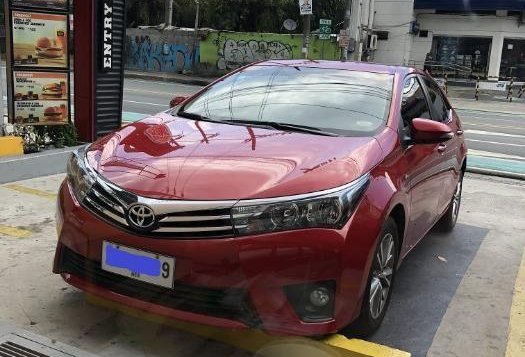 Selling Used Toyota Altis 2014 in Taguig