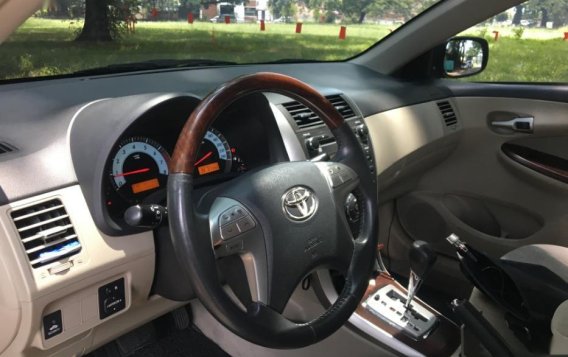 Toyota Corolla Altis 2011 Automatic Gasoline for sale in San Fernando-5