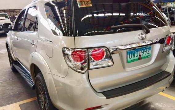 Toyota Fortuner 2013 Automatic Diesel for sale in Quezon City-3