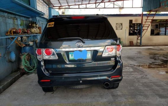 Toyota Fortuner 2013 Automatic Diesel for sale in Quezon City-1