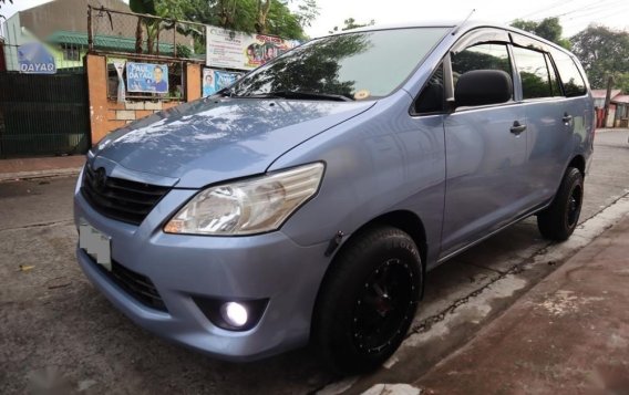 For sale Used 2012 Toyota Innova in Marikina-3