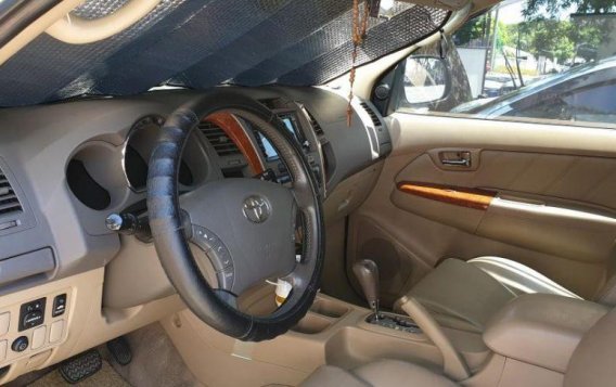 Toyota Fortuner 2009 Automatic Diesel for sale in Makati-5