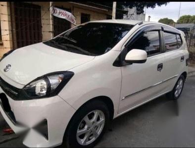 Selling Toyota Wigo 2017 Manual Gasoline in Manila-1