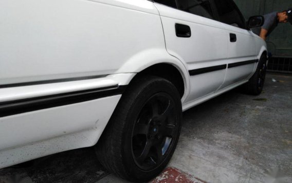 Selling 2nd Hand Toyota Corolla 1990 in Quezon City-11