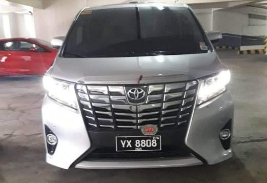 Selling Toyota Alphard 2016 at 50000 km in Makati-3
