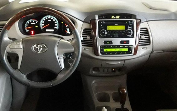 Selling 2nd Hand Toyota Innova 2013 in San Fernando-3