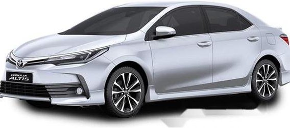 Selling Toyota Corolla Altis 2019 Automatic Gasoline-3