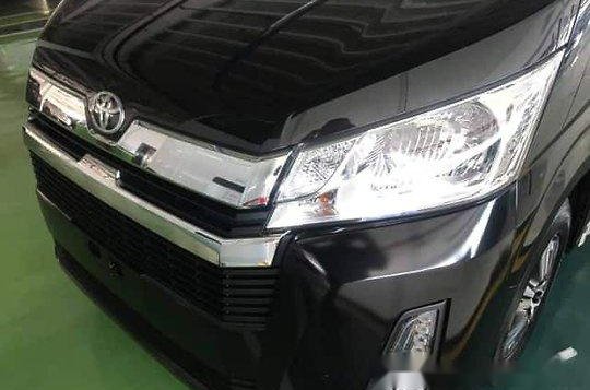 Selling Black Toyota Grandia 2019-7