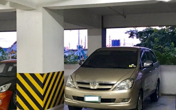 Toyota Innova 2006 Automatic Diesel for sale in Quezon City-9