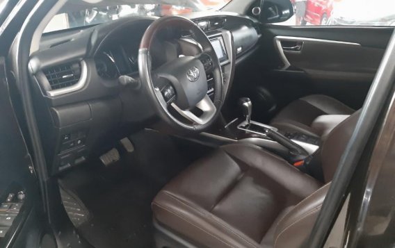 Brown Toyota Fortuner 2018 for sale in Quezon City-3