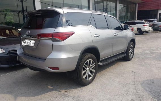Selling 2nd Hand Toyota Fortuner 2017 in Manila-2