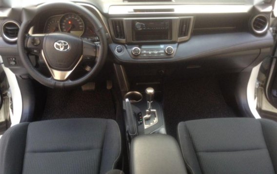 Selling Used Toyota Rav4 2013 Automatic Gasoline in Pasig-5