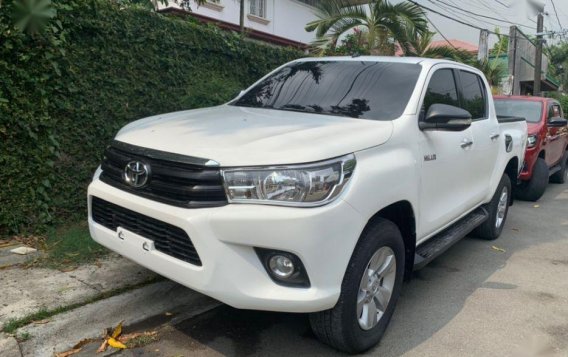 White Toyota Hilux 2016 for sale-1