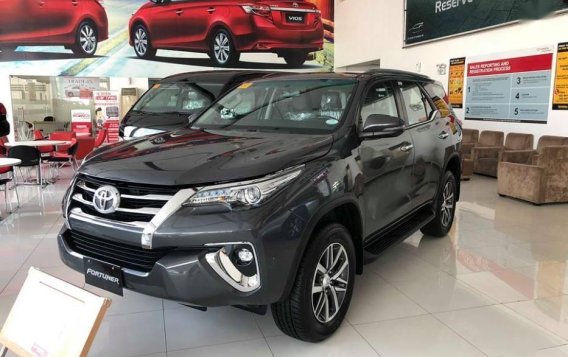 Selling Brand New Toyota Fortuner 2019 in Manila