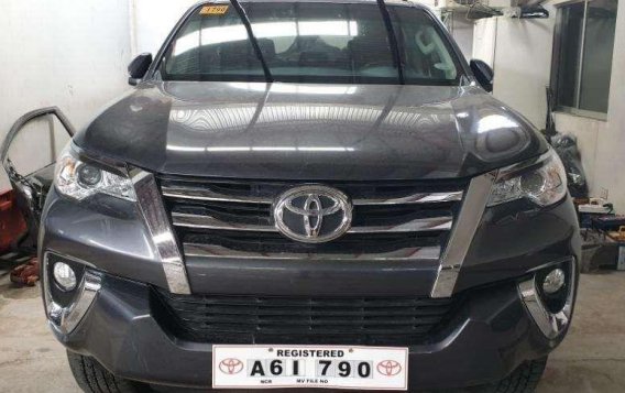 Selling 2018 Toyota Fortuner in Quezon City-3