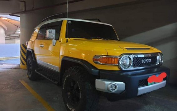 2nd Hand Toyota Fj Cruiser 2011 for sale in Manila