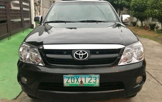 For sale 2006 Toyota Fortuner Automatic Gasoline at 80000 km in Parañaque-3