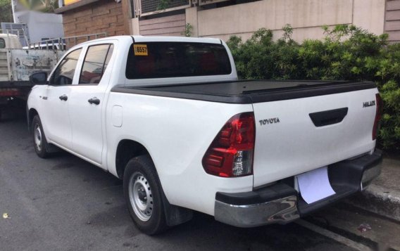 Selling Toyota Hilux 2016 Manual Diesel in Manila-1