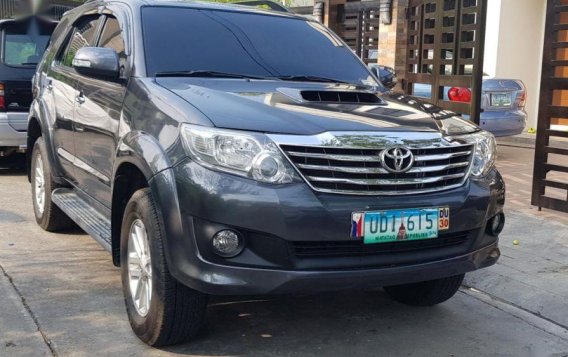 For sale 2012 Toyota Fortuner Automatic Diesel at 70000 km in Las Piñas-1