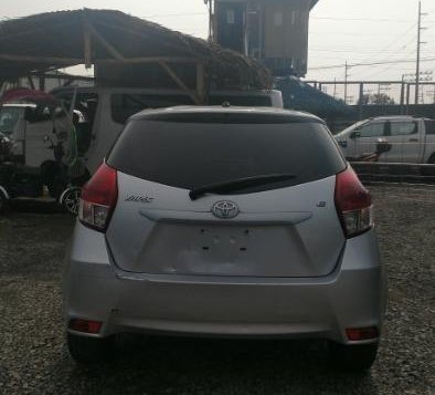 For sale 2017 Toyota Yaris Automatic Gasoline -2