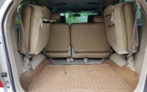 For sale Used 2013 Toyota Innova-9