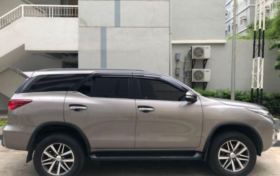 Selling Used Toyota Fortuner 2016 in Quezon City-3