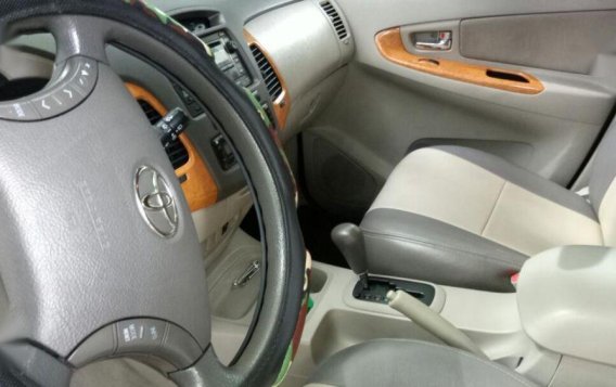 2009 Toyota Innova for sale in Quezon City-6