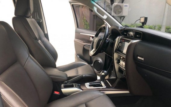 Selling Used Toyota Fortuner 2016 in Quezon City-10