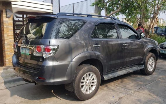 For sale 2012 Toyota Fortuner Automatic Diesel at 70000 km in Las Piñas-3